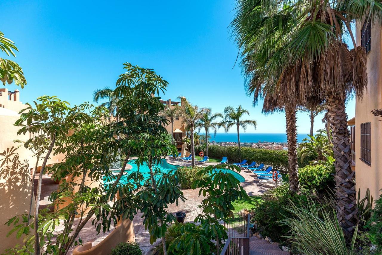 4 Bedroom Holiday Townhouse In Riviera Del Sol With Sea Views Sitio de Calahonda Exterior photo